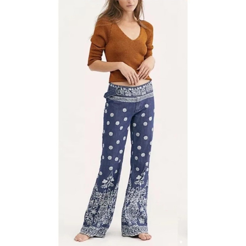 We The Free People Journey Belted Bohemian Printed Bell Bottom Flare Jeans Sz 30